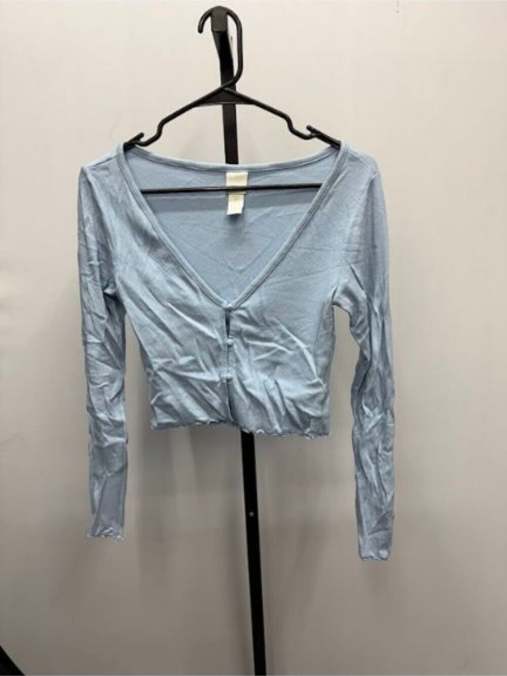 H&M Blue V-Neck Cropped Ribbed Long Sleeve Top